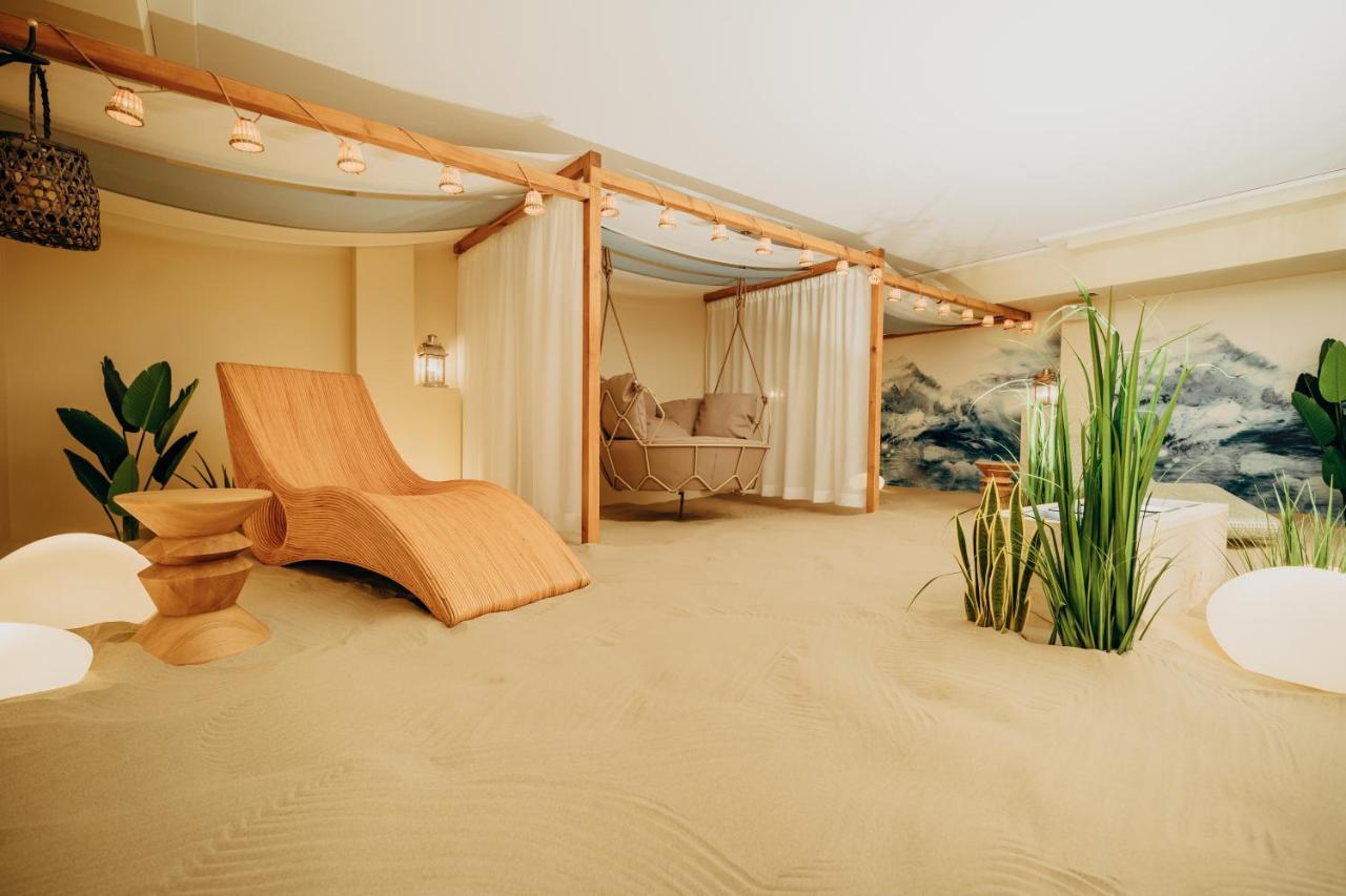 Hotel & Spa Trzy Wyspy シフィノウイシチェ エクステリア 写真
