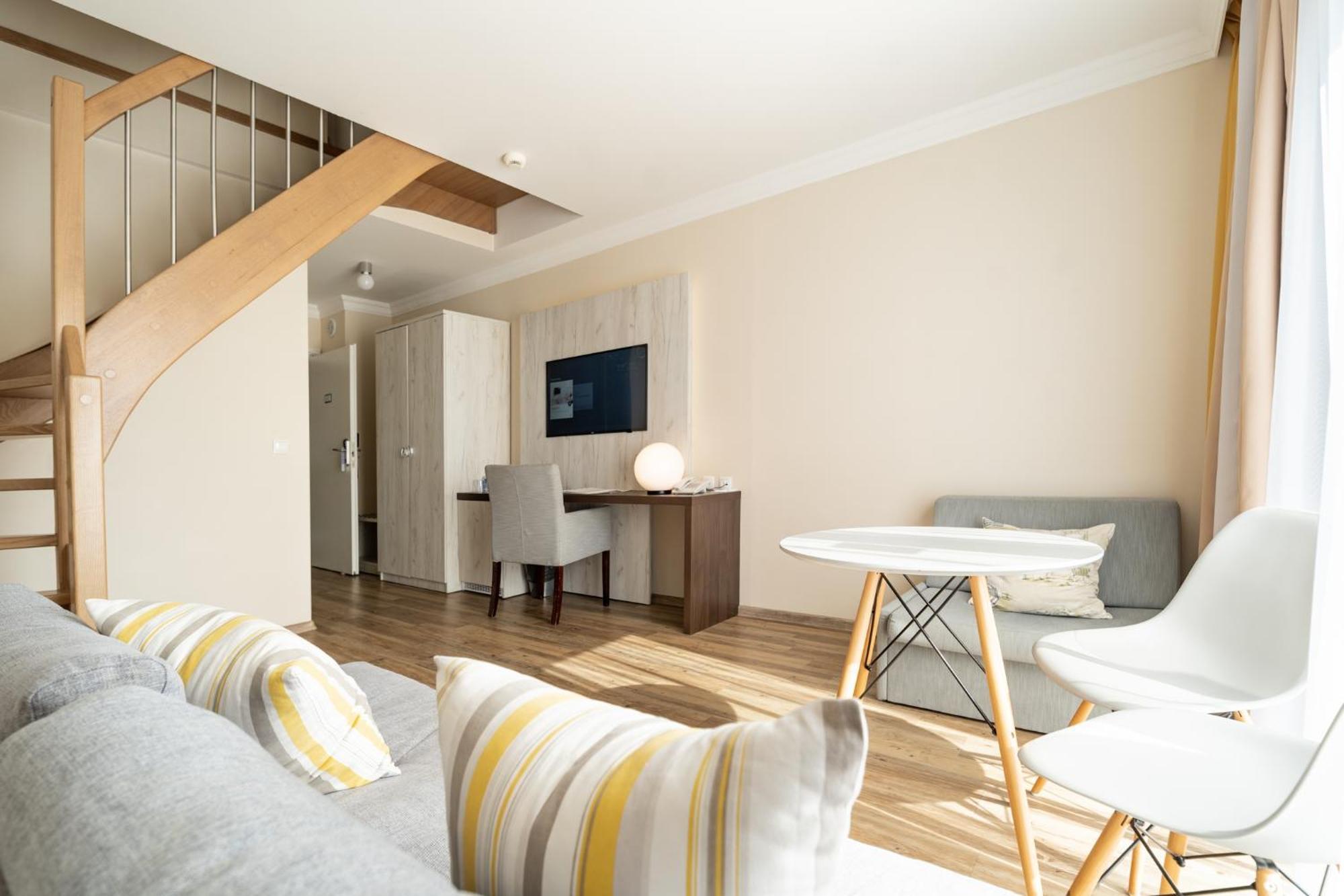 Hotel & Spa Trzy Wyspy シフィノウイシチェ エクステリア 写真