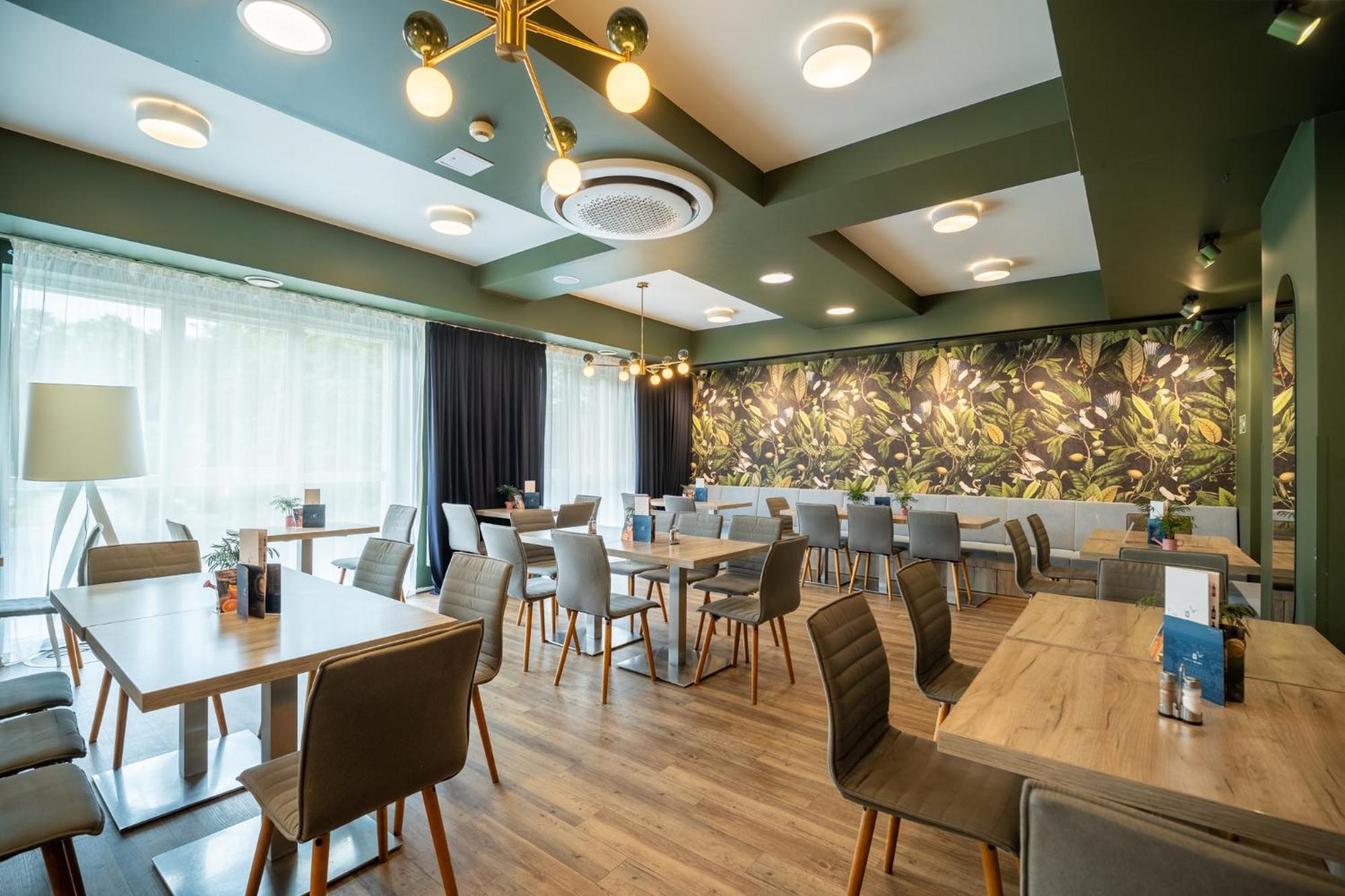 Hotel & Spa Trzy Wyspy シフィノウイシチェ エクステリア 写真