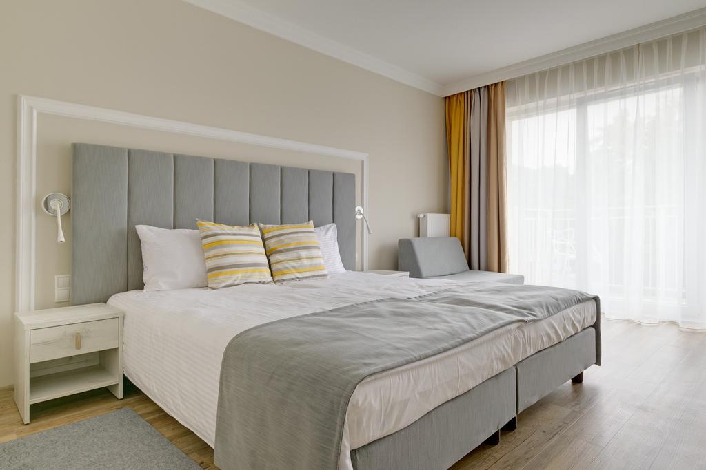 Hotel & Spa Trzy Wyspy シフィノウイシチェ エクステリア 写真